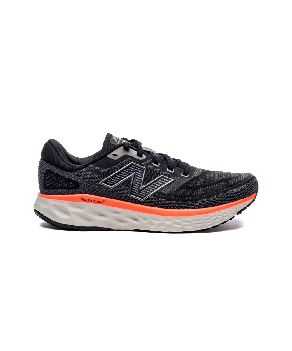 Tênis New Balance Fresh Foam X Evozv4 Preto/coral