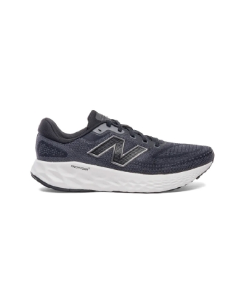 Tênis New Balance Fresh Foam X Evozv4 PRETO/BRANCO