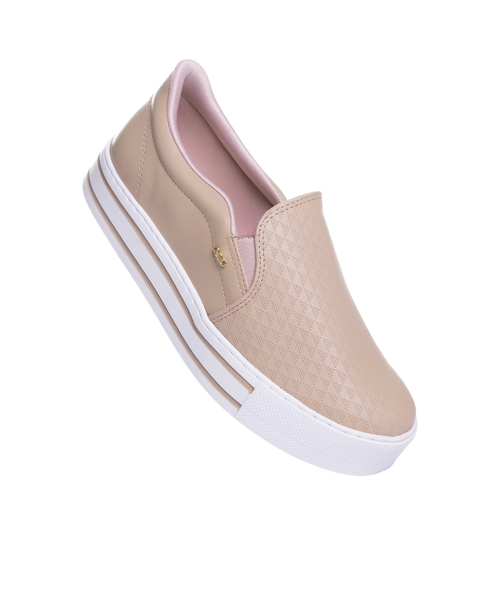 Tênis Casual Feminino Via Marte Slip On Creme