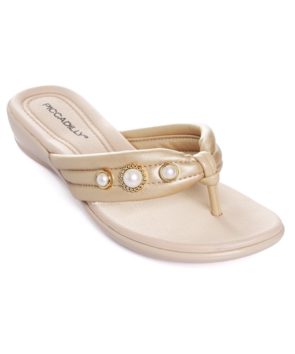 Tamanco Flat Piccadilly Camila Wide Fit. Ouro