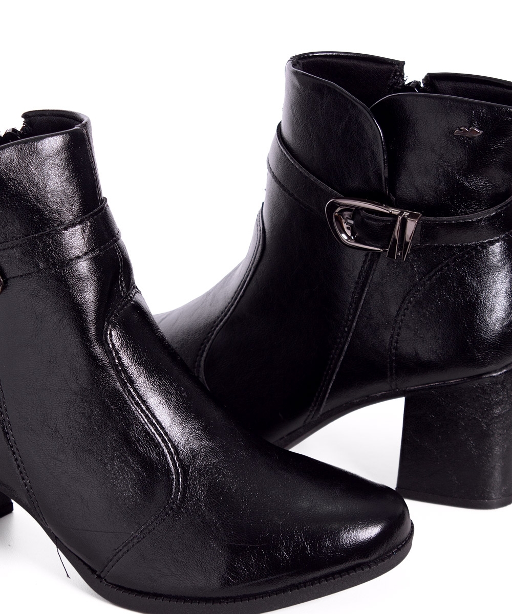 Bota Cano Curto Dakota Salto Bloco Preto