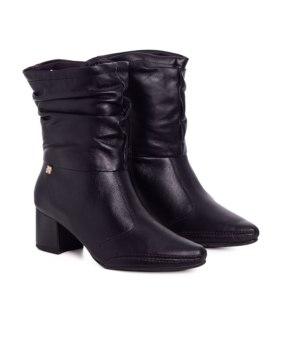 Bota Slouchy Ramarim Cano Curto Couro Preto