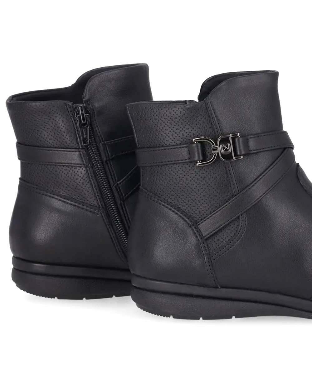 Bota Cano Curto Piccadilly Sandy Anabela Preto