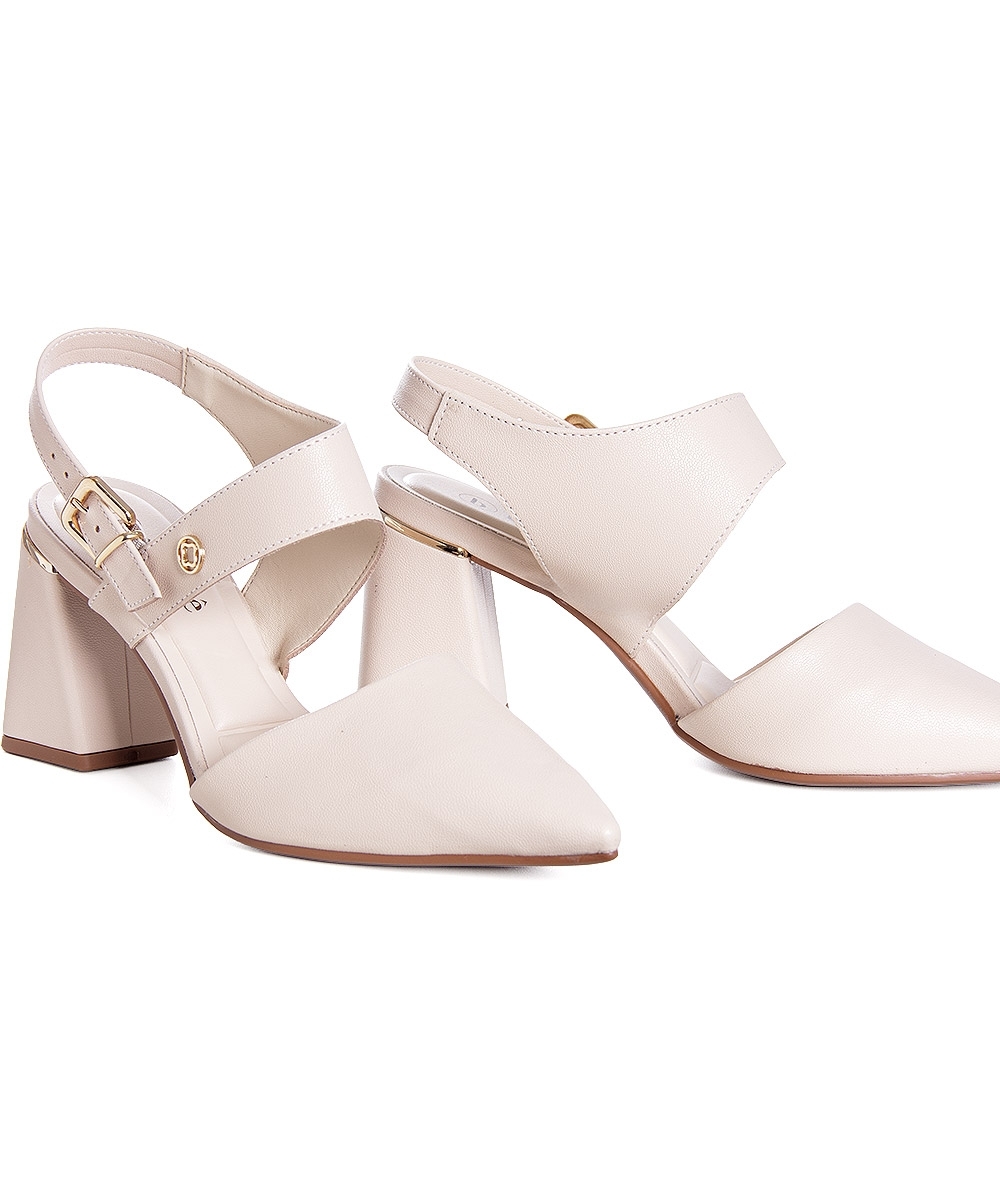 Sapato Slingback Bebecê Salto Bloco Bege