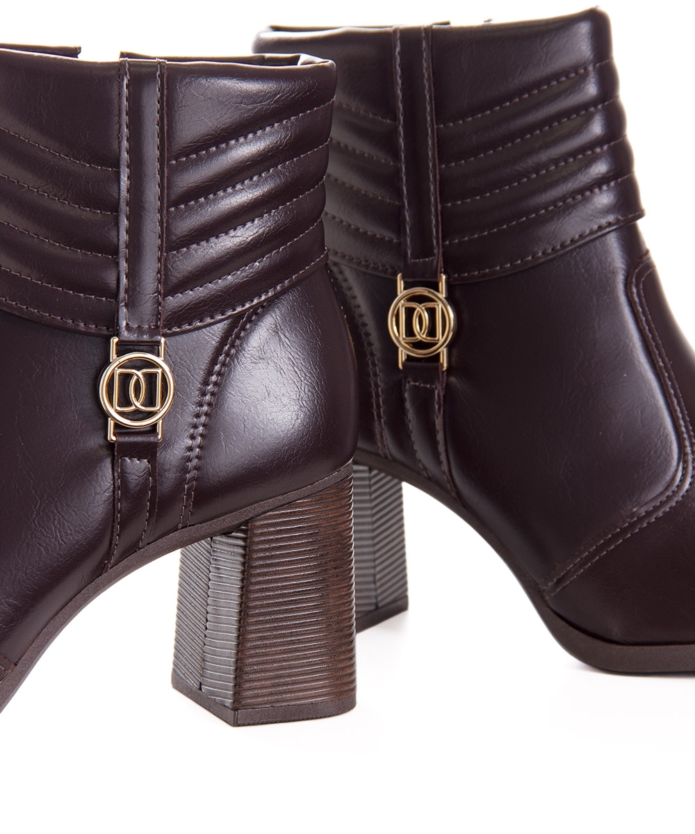 Bota Cano Curto Dakota Salto Médio Café
