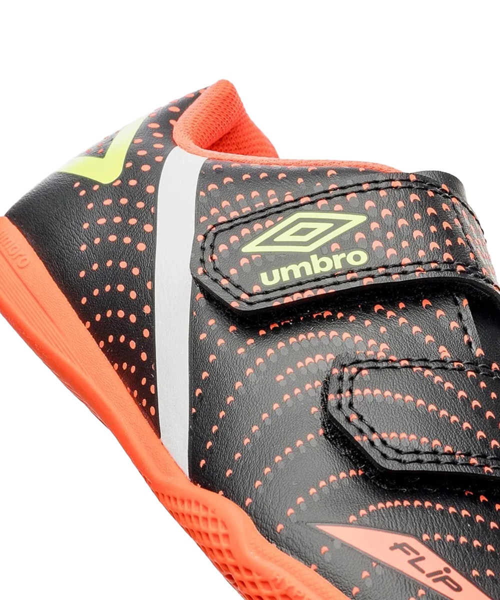Chuteira Futsal Umbro Flip Kids U07fb00193 Preto/coral