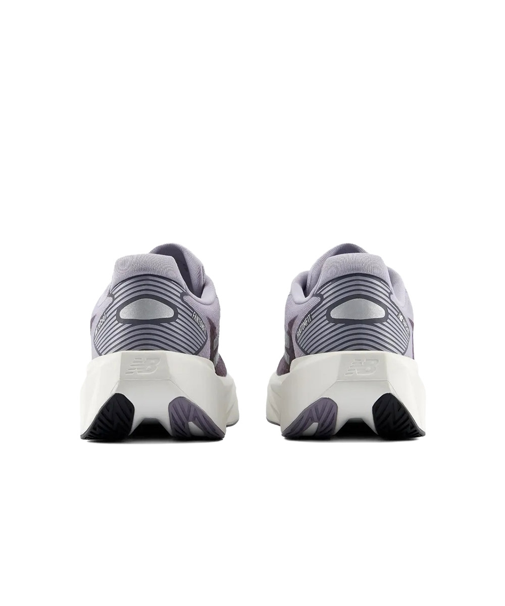 Tênis New Balance Fuelcell Rebel V5 Lilas