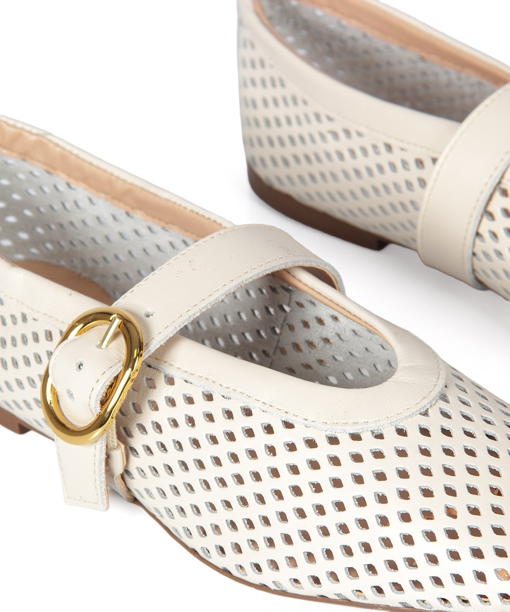 Sapatilha Bico Quadrado Giulia Domna OFF WHITE