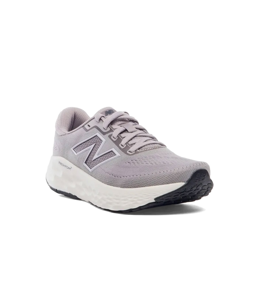 Tênis New Balance Fresh Foam X Evozv4 CINZA