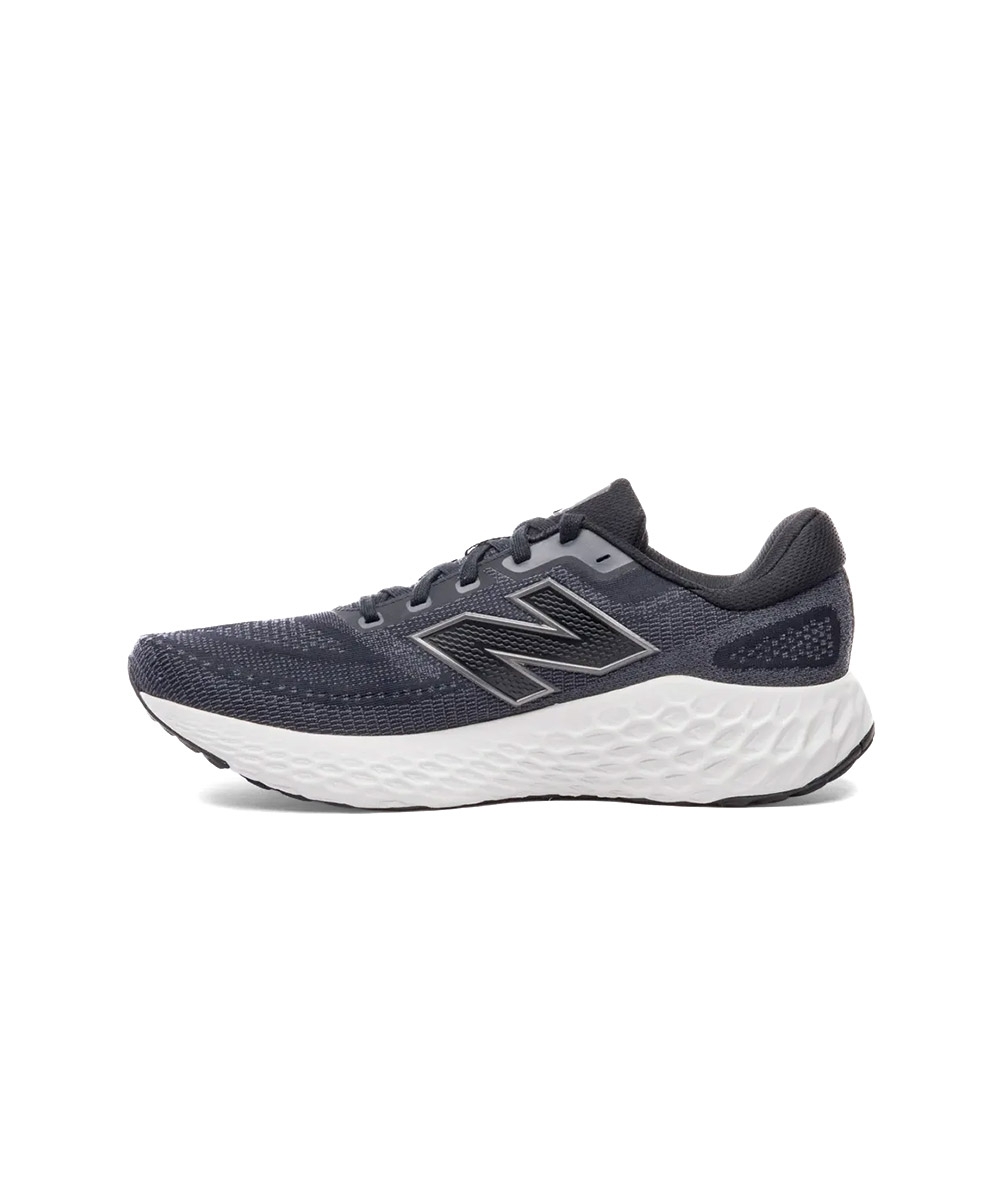 Tênis New Balance Fresh Foam X Evozv4 PRETO/BRANCO
